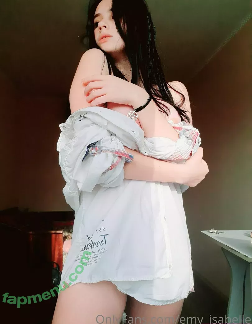 emy_isabelle nude photo #0017 (emy_isabel)