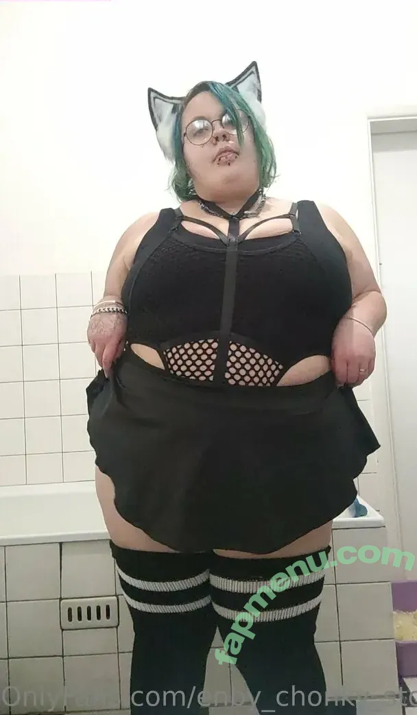 enby_chonky_stoner nude photo #0009 (enbystoner)