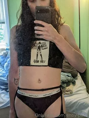 enby-punk / punk.enby nude photo #0005