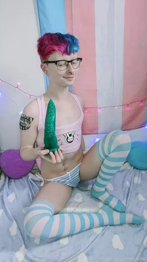 enbyjupiterfree / jumongdoingthangs nude photo #0022