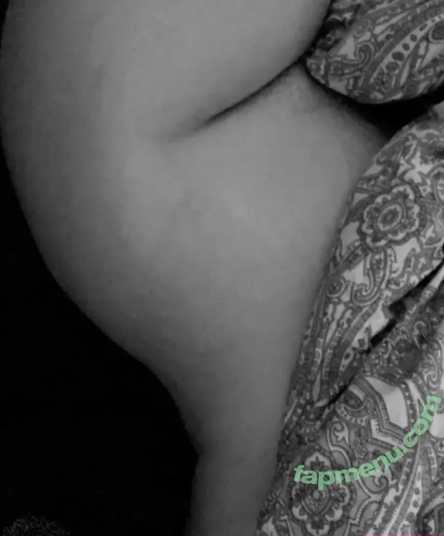 Enbymallow nude photo #0028 (bubblygothbestie)