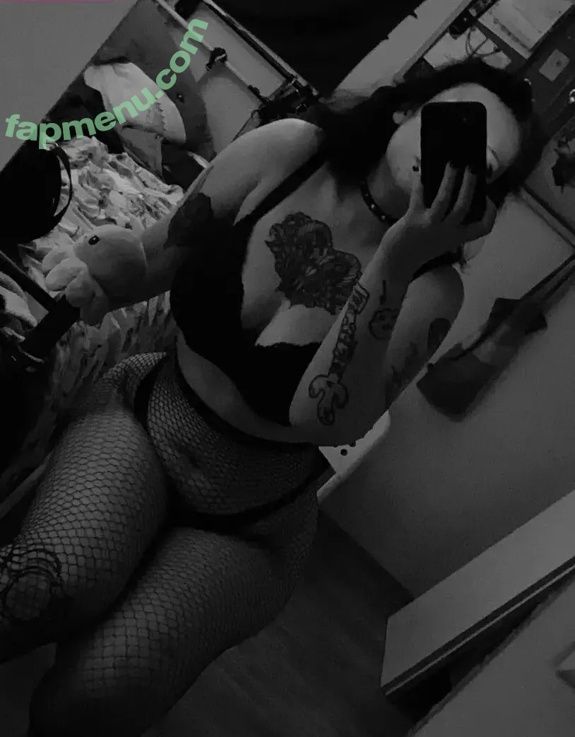 Enbymallow nude photo #0037 (bubblygothbestie)