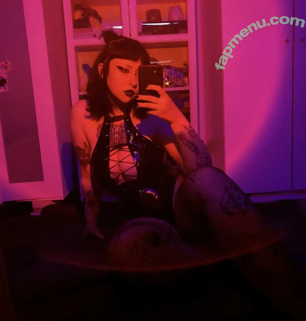 Enbymallow nude photo #0059 (bubblygothbestie)