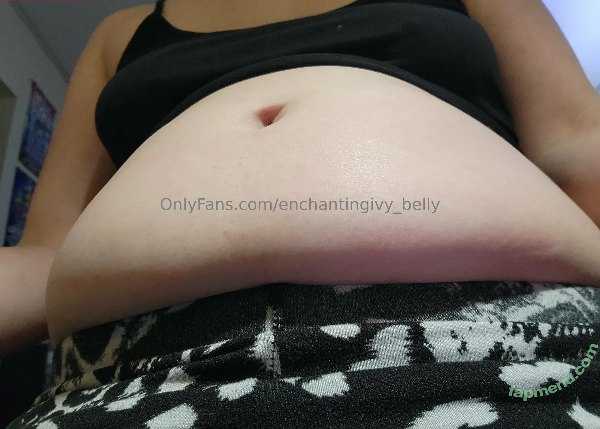 enchantingivy_belly nude photo #0012 (enchantingivy_belly)