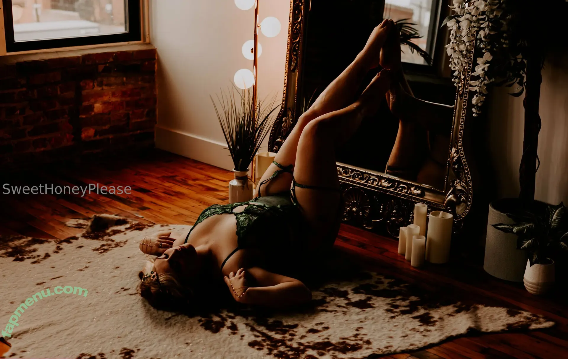 enchatedhoney nude photo #0011 (enchatedhoney)