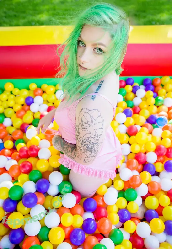 enigmasuicide nude photo #0034 (justanenigma_)
