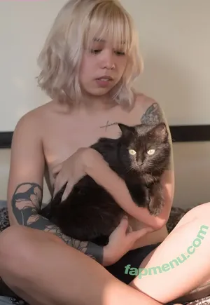 Enmaculate669 / Emieinks nude photo #0071