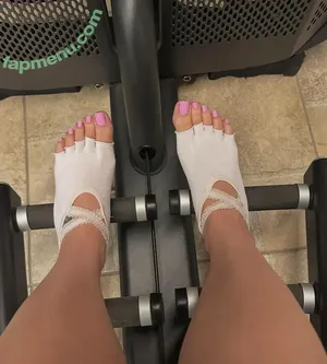 ennaaa_88 / my_feet88 nude photo #0011
