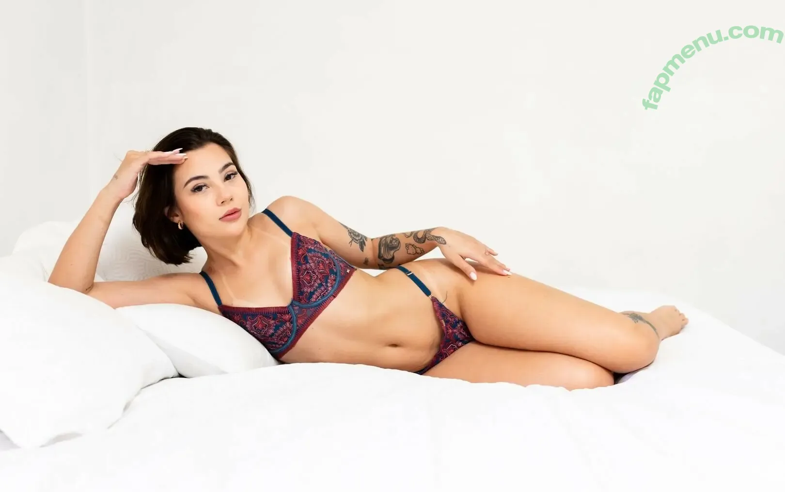 Ensaios Sensuais nude photo #0196 (boudoir de amadoras / ensaiosensual_emidio)