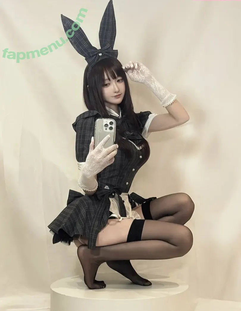 Enticingtitties nude photo #0019 (iamenticing / perplexbitty)