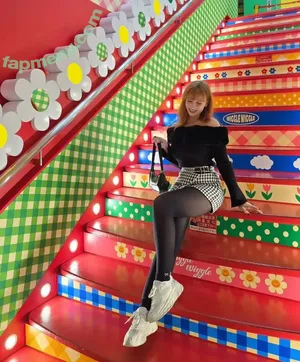 era.akage / era.aimee nude photo #0023