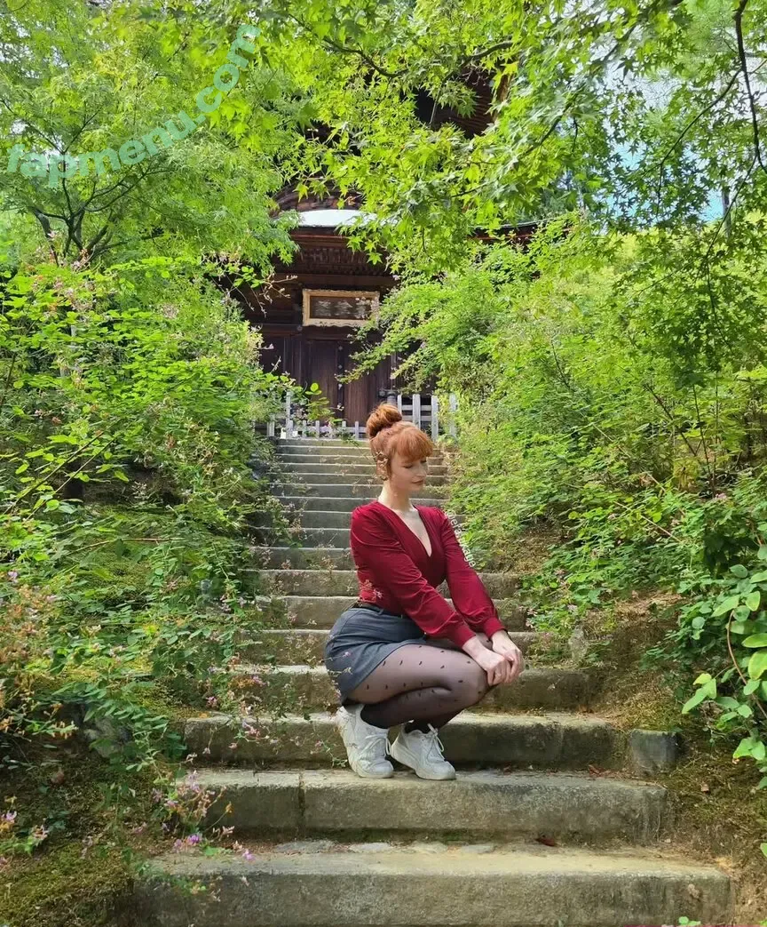 era.akage nude photo #0026 (Esther / era.aimee)