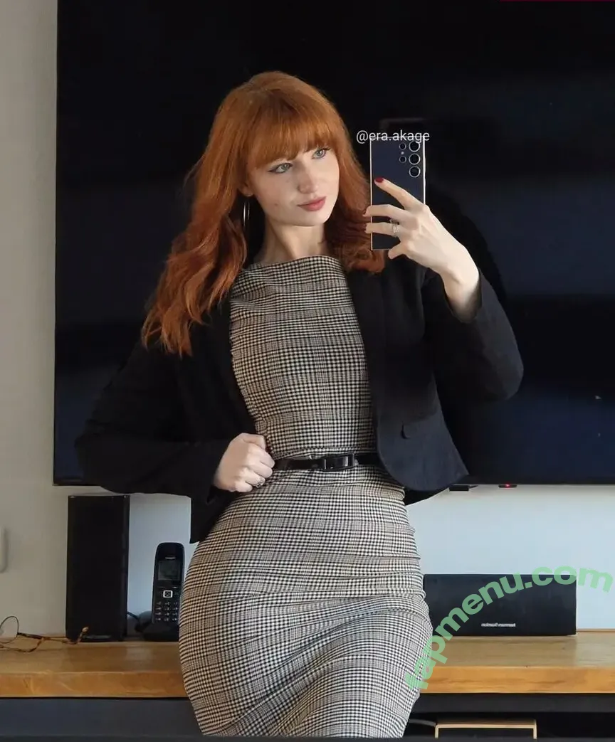 era.akage nude photo #0035 (Esther / era.aimee)