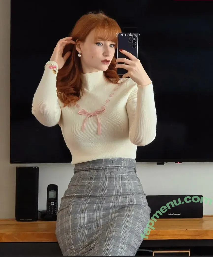 era.akage nude photo #0040 (Esther / era.aimee)