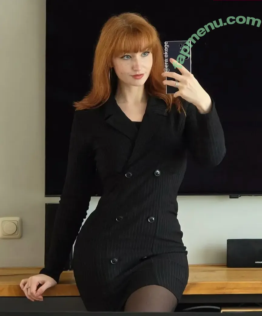 era.akage nude photo #0042 (Esther / era.aimee)