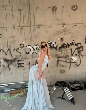 Era Istrefi / deaditebabe / eraistrefi / itseraistrefi nude photo #0035