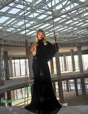 Era Istrefi / deaditebabe / eraistrefi / itseraistrefi nude photo #0039