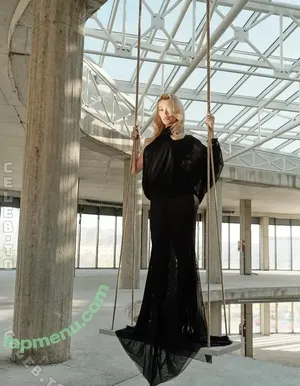 Era Istrefi / deaditebabe / eraistrefi / itseraistrefi nude photo #0042