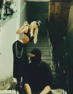 Era Istrefi / deaditebabe / eraistrefi / itseraistrefi nude photo #0045