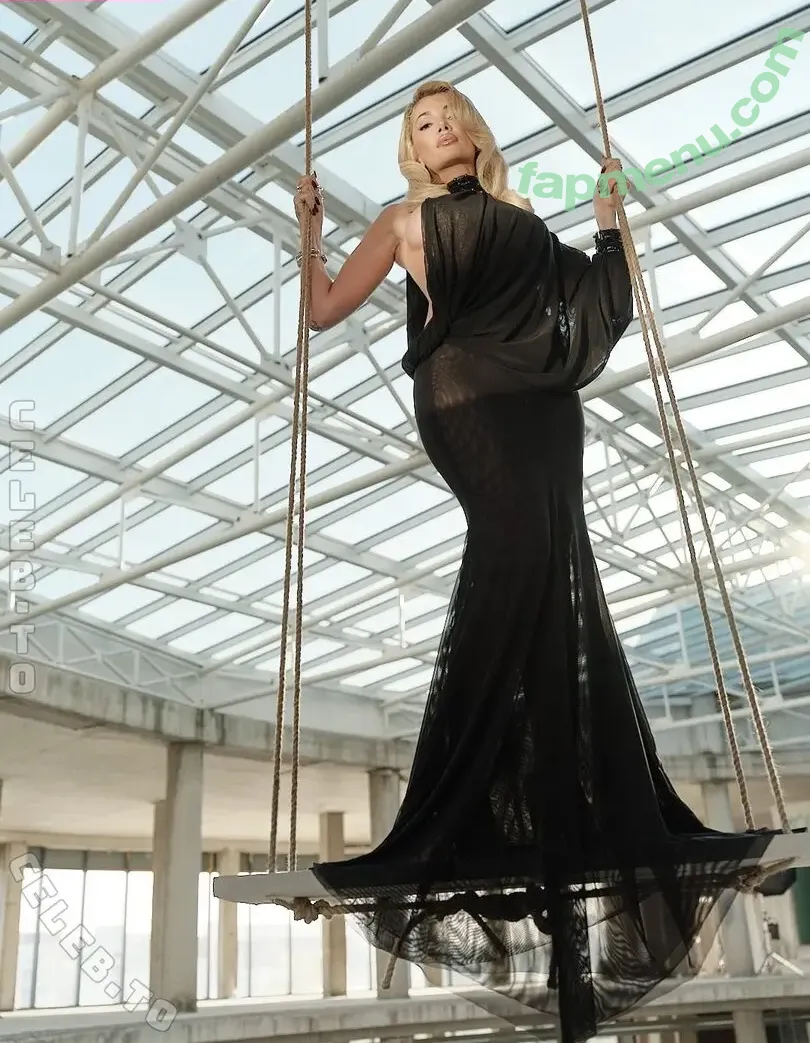 Era Istrefi nude photo #0043 (deaditebabe / eraistrefi / itseraistrefi)