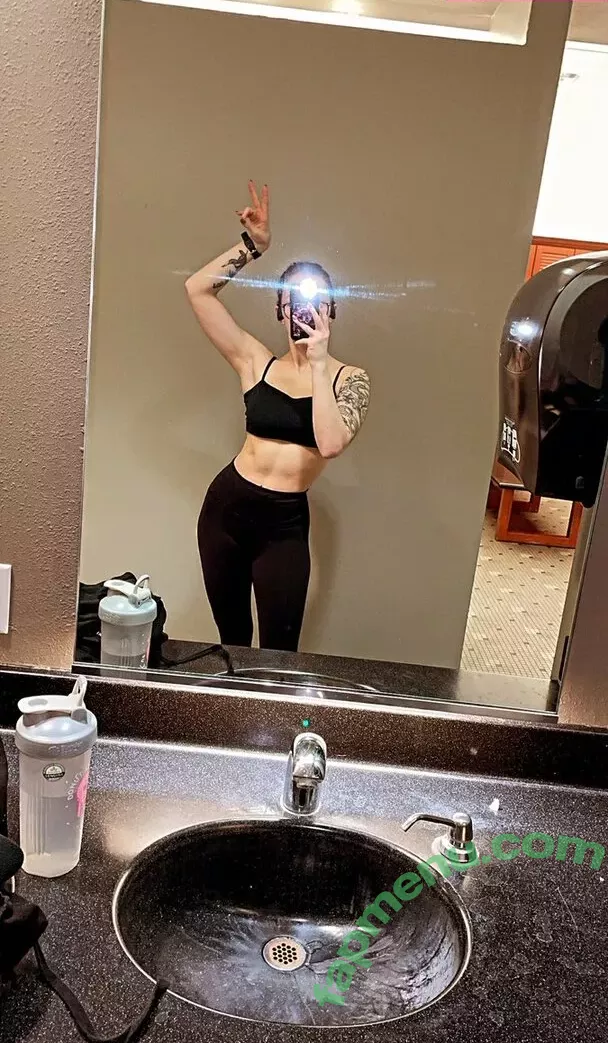 Eralia nude photo #0038 (erygarza / itseralia)