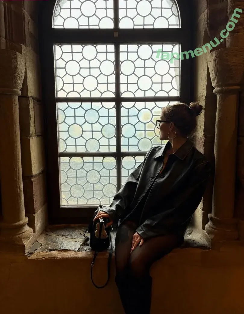 Eralia nude photo #0259 (erygarza / itseralia)