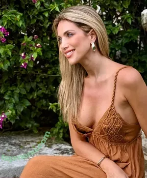 Erica Reis / SOUERICAREIS / apresentadora e jornalista nude photo #0007