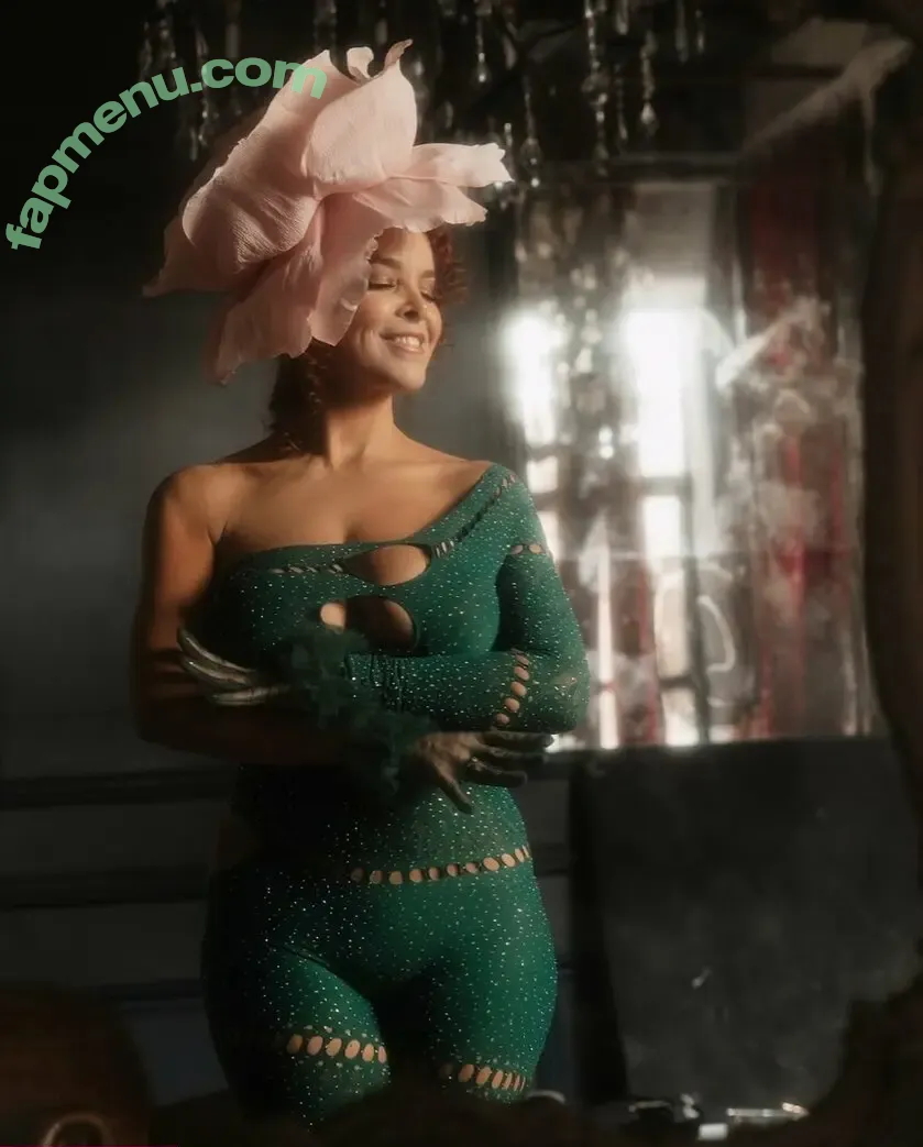 Erica Schroeder nude photo #0032 (ericaschroederva)