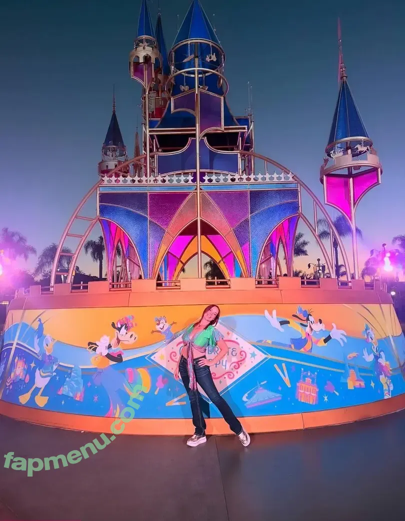 Erica Schroeder nude photo #0074 (ericaschroederva)