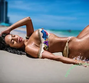 ericamena / erica.ha / kingofthegirlsss / toos__day nude photo #0025