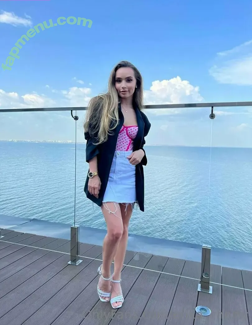 erika_cherry nude photo #0159 (erika_cherry_)