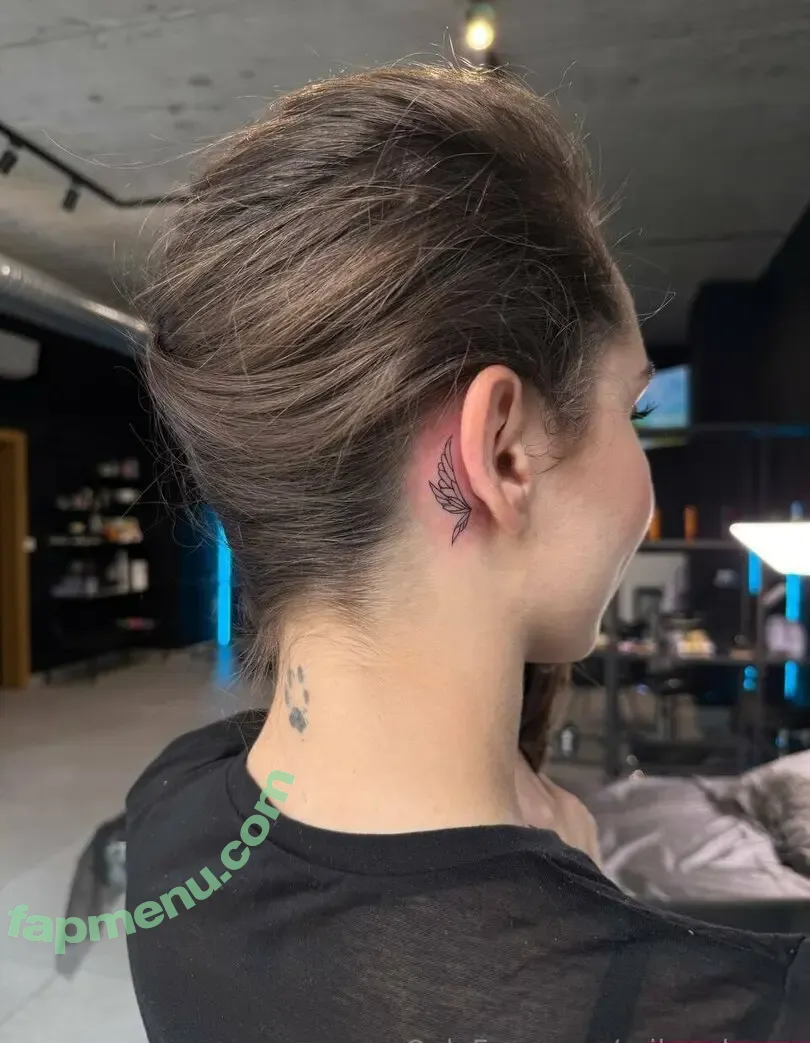 erika_cherry nude photo #0696 (erika_cherry_)