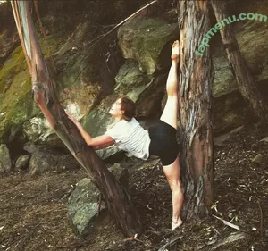 Erika Christensen / erikachristensen nude photo #0069