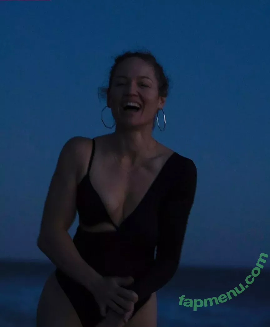 Erika Christensen nude photo #0042 (erikachristensen)