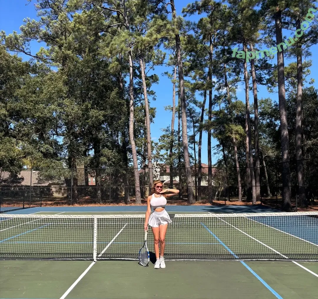 Erika M Diaz nude photo #0113 (_erikamdiaz / erikamdiaz_ / u95032489)