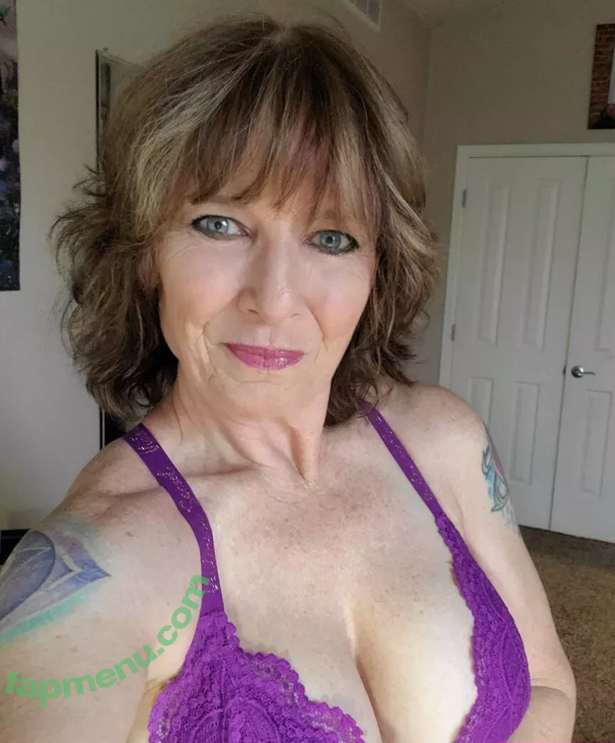 erikaisborn nude photo #0021 (veronicasdreams)