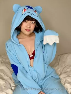 Erikasbulbasaur nude photo #0004