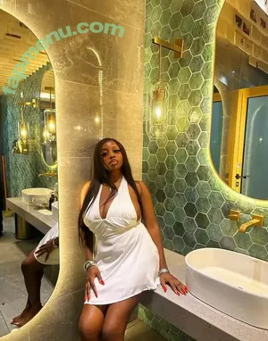 Erimegar nude photo #0048