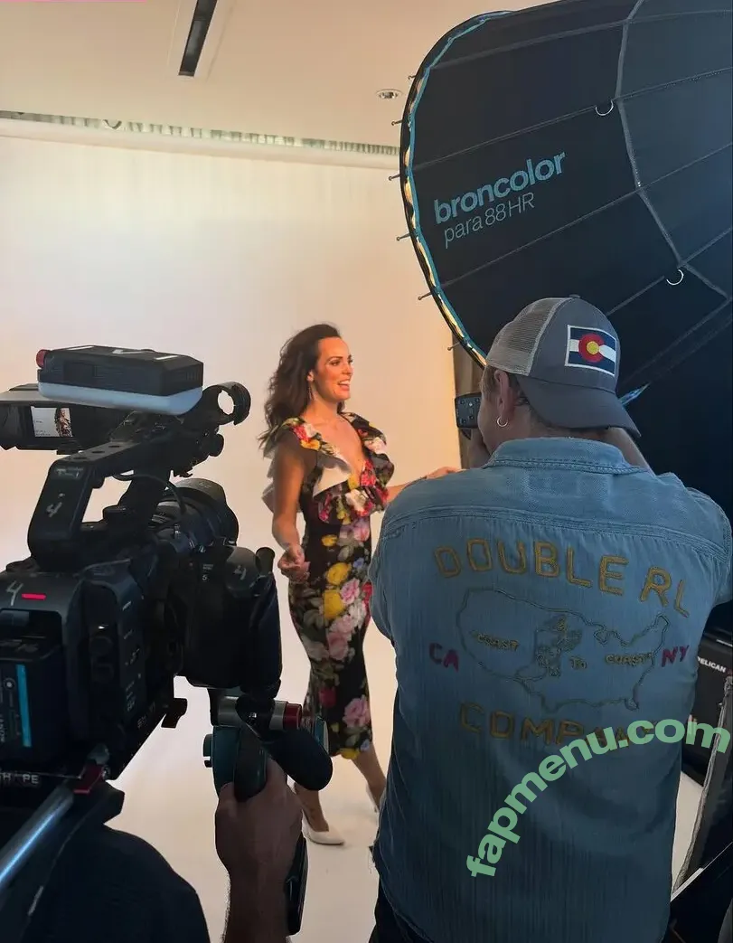 Erin Cahill nude photo #0057 (theerincahill)