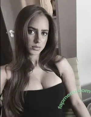 Erin Currie / erincurrie_x nude photo #0009