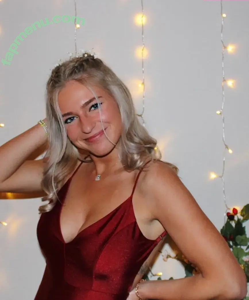 Erin Curtis nude photo #0002 (Erineec / Greenlemon2 / erinecurtis)