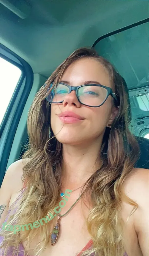 Erin Daugherty nude photo #0010 (esunnyd)