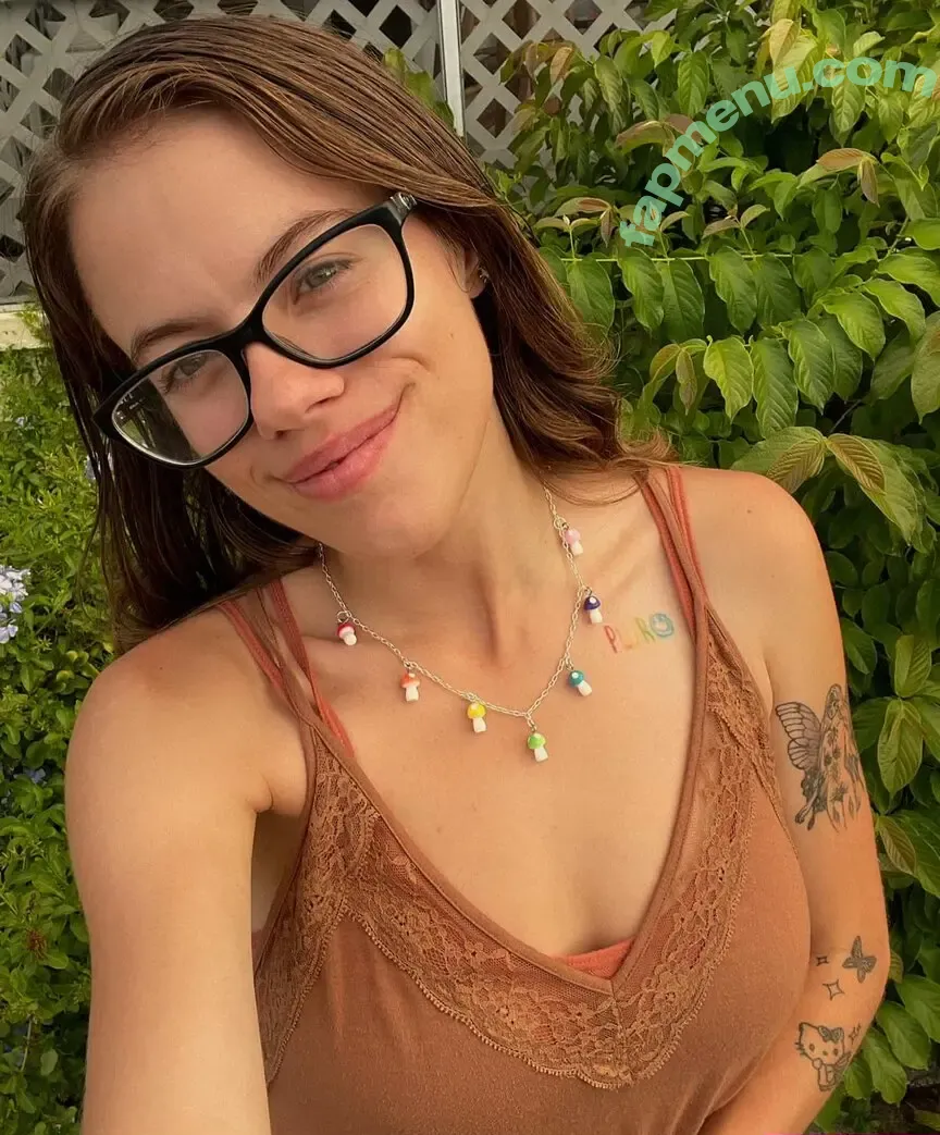 Erin Daugherty nude photo #0020 (esunnyd)