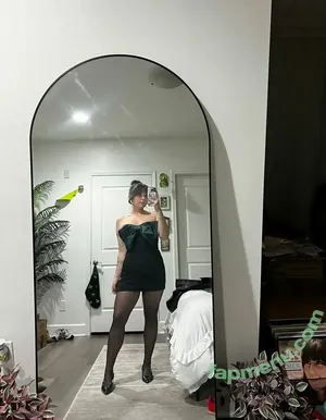 Erin Dougal / Smosh / erindougal nude photo #0215