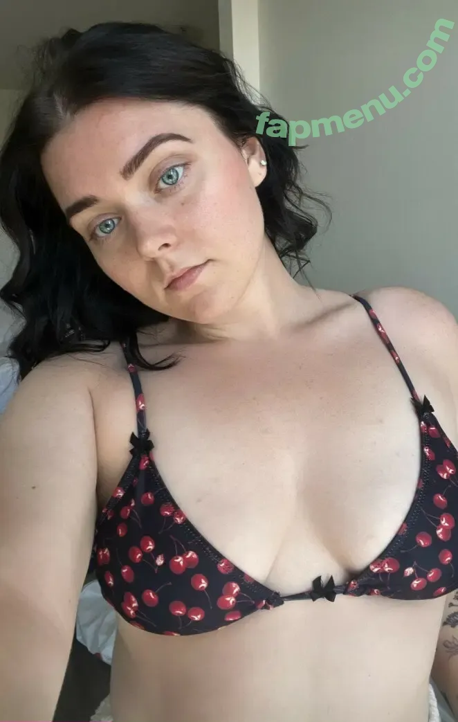 Erin Dougal nude photo #0112 (Smosh / erindougal)