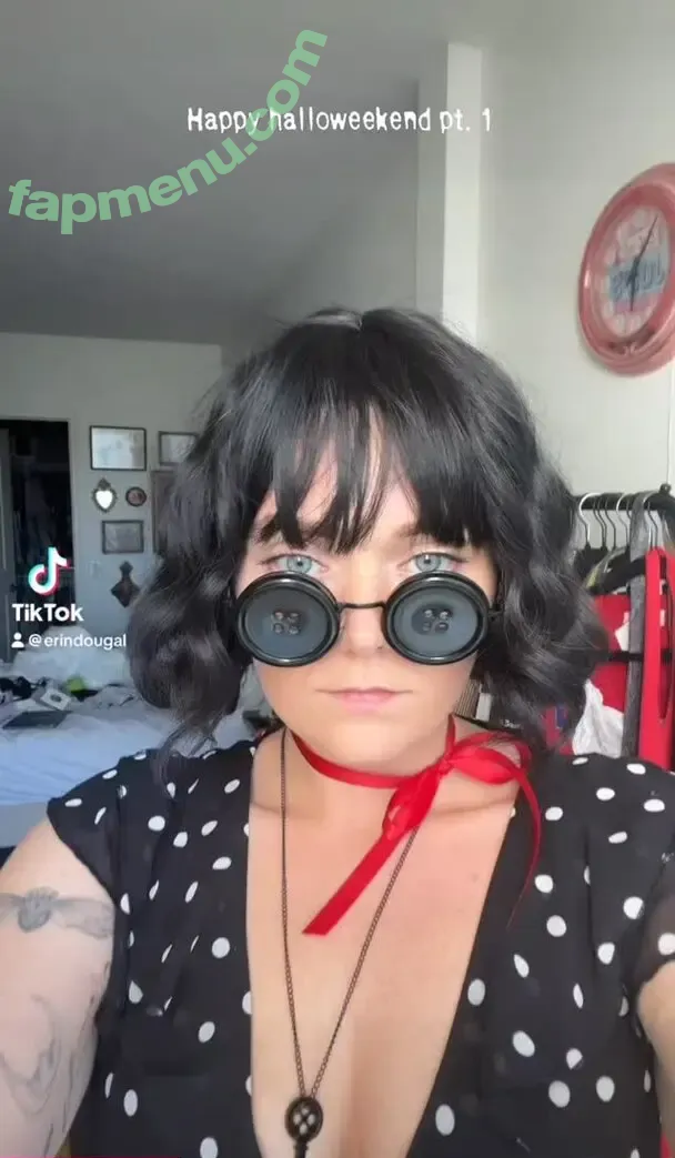 Erin Dougal nude photo #0201 (Smosh / erindougal)