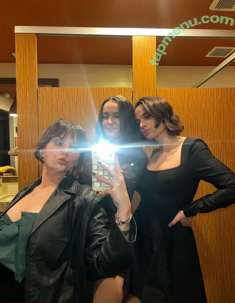 Erin Dougal nude photo #0214 (Smosh / erindougal)