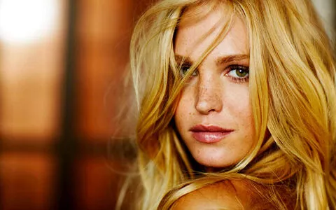 Erin Heatherton / ErinHeatherton / erinheathertonlegit nude photo #0034