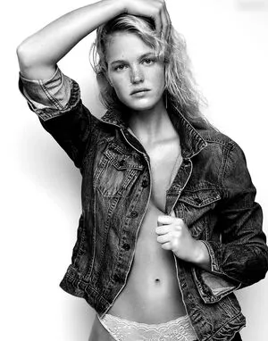 Erin Heatherton / ErinHeatherton / erinheathertonlegit nude photo #0169