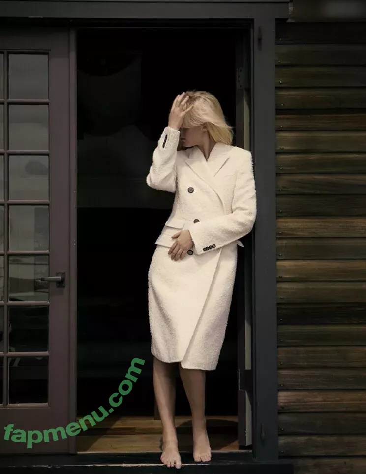 Erin Heatherton nude photo #0144 (ErinHeatherton / erinheathertonlegit)